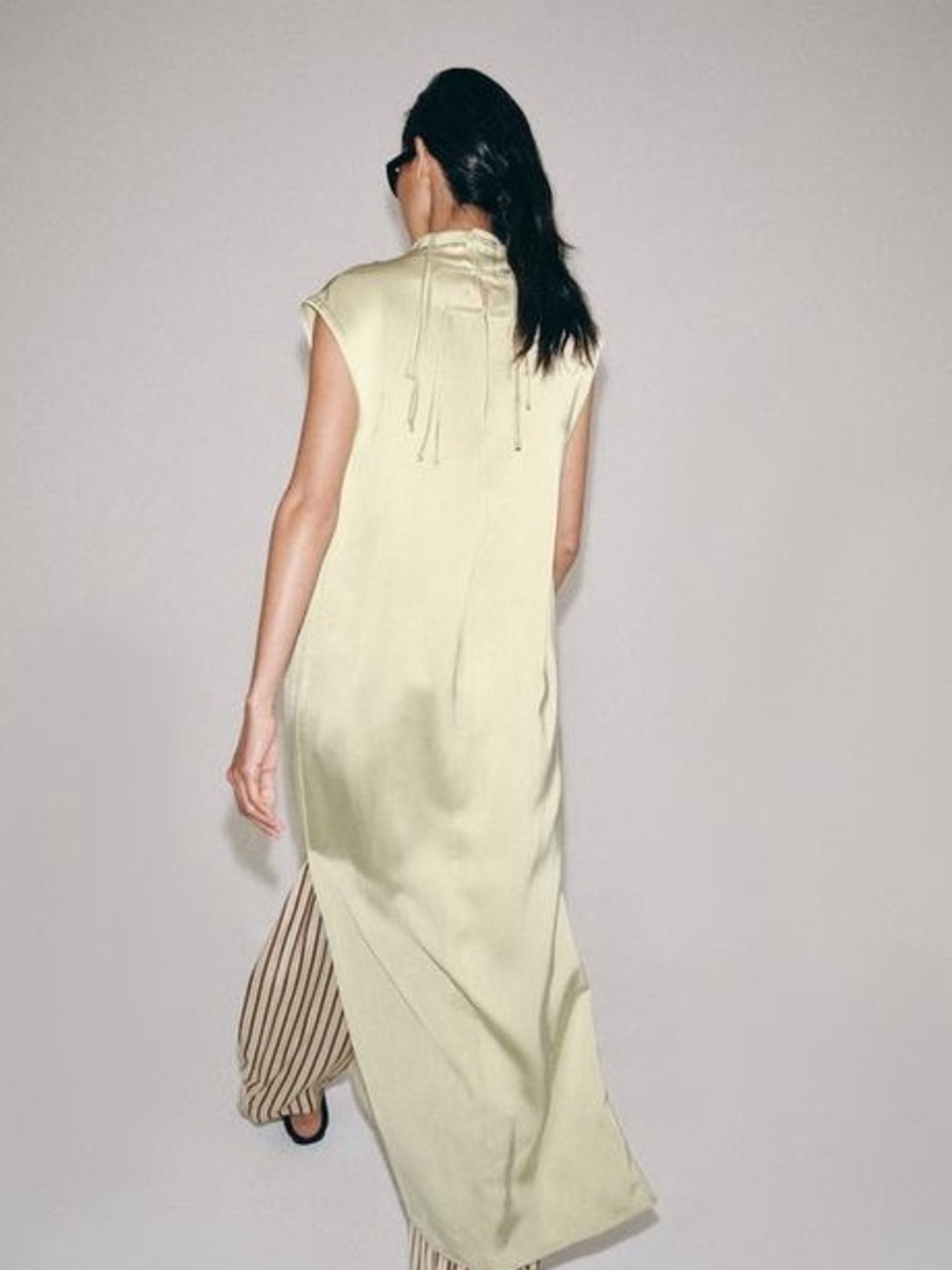 ZW Collection Zara Sleeveless Satin Maxi Dress frog fastening  in sea green POP - Picture 5 of 9